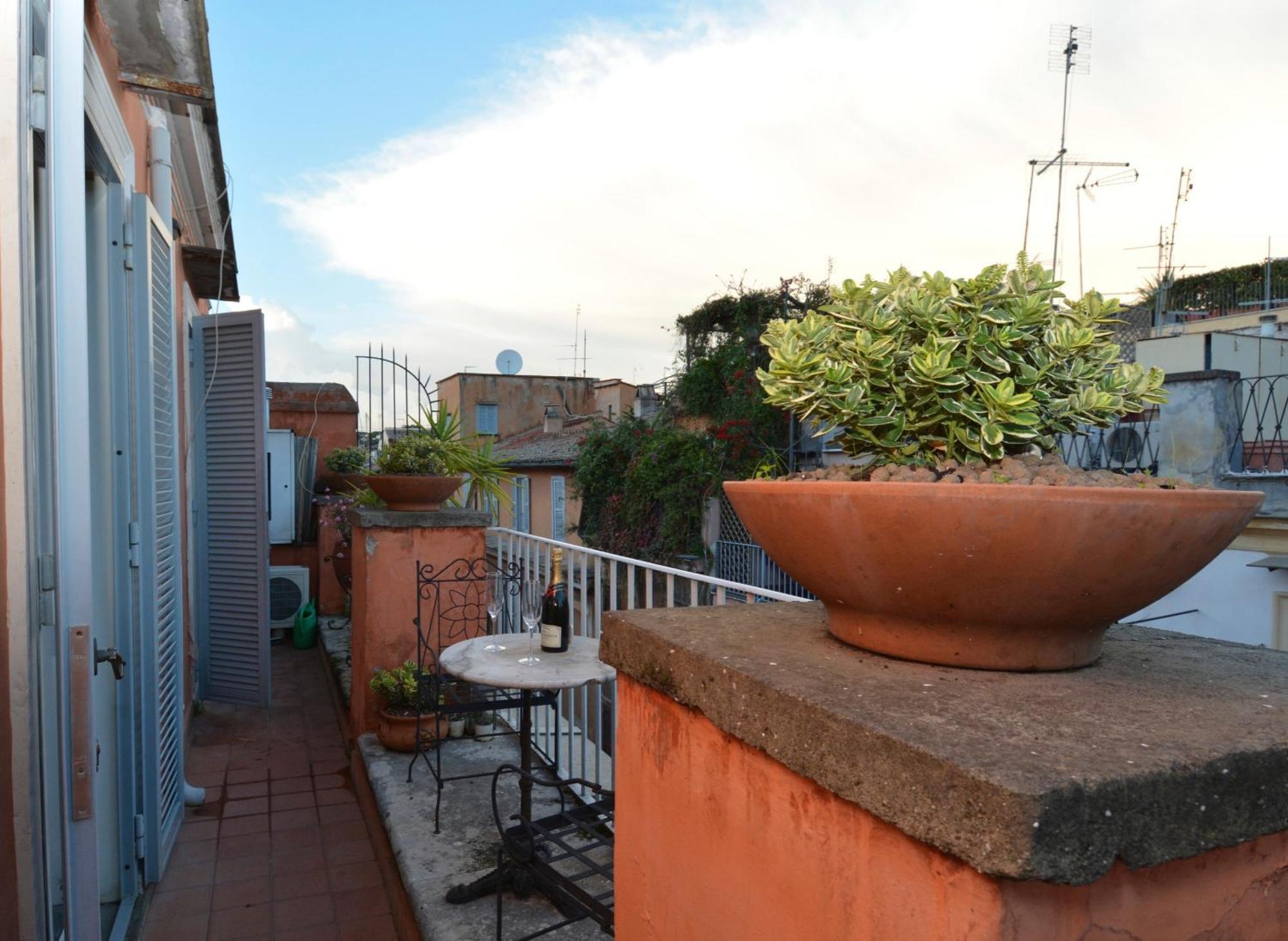 Spanish Steps Corner ローマ 部屋 写真