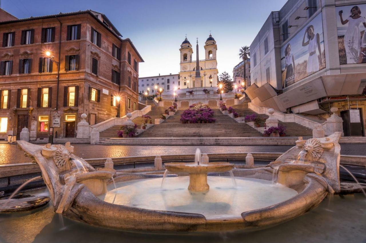 Spanish Steps Corner ローマ エクステリア 写真